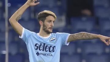 La Lazio gana bajo la tormenta