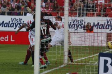 GOL 1-0 de Bacca