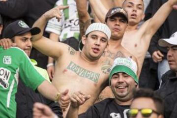 Nacional ocupó un pequeño de sector de oriental, desde donde alentó.