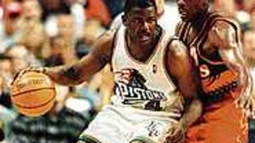 EL ESCOLTA DE ISHIA THOMAS. Dumars era titular indiscutible de aquel Detroit Pistons que ganó dos anillos de campeón de la NBA en los años 89 y 90. Fue el escolta de Thomas, un lujo.