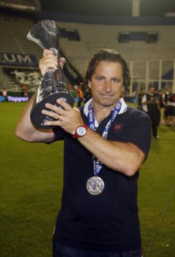 En San Lorenzo, en tanto, fue campeón en el torneo de Apertura 2013.