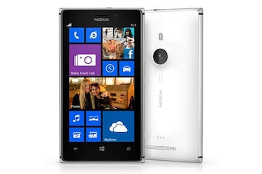 El nuevo Nokia Lumia 925 a la venta el 1 de julio en España a 580 euros