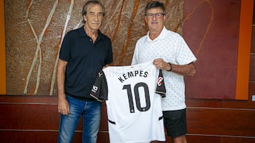 Kempes, a Lim: “La grandeza del Valencia no puede perderse en la mediocridad”