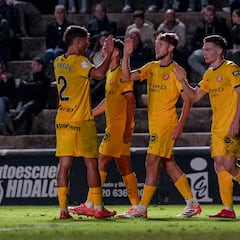 Stuani y Vanat, pulso de gol