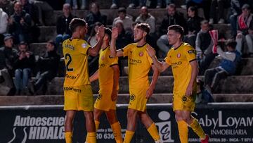 Stuani y Vanat, pulso de gol