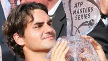 <b>VOLVIÓ EL MEJOR.</b> Federer se reecontrado consigo mismo esta tarde en Hamburgo y ha terminado arrollando a Nadal.