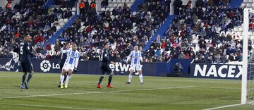 1-0. Martin Braithwaite marcó el primer gol.