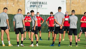 El Real Valladolid tiene que acelerar las salidas ya.