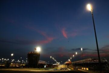 Vista del cielo que cubre el GP de Bahrein.