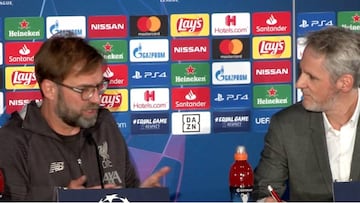 Nunca le vimos as¨ª: la bronca de Klopp al traductor... "Es una mierda cuando pasa esto"