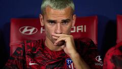 MADRID, SPAIN - SEPTEMBER 10: Antoine Griezmann of Atletico de Madrid looks on prior to the LaLiga Santander match between Atletico de Madrid and RC Celta at Civitas Metropolitano Stadium on September 10, 2022 in Madrid, Spain. (Photo by Angel Martinez/Getty Images)