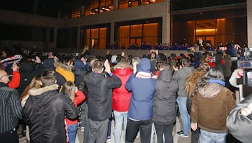 Atlético de Madrid: Recibimiento a su llegada al hotel