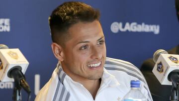 Chicharito Hernández toma con sarcasmo su ausencia en el Tri