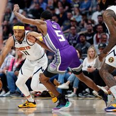 New record: How much do tickets for Warriors vs Kings game 1 of the NBA playoffs cost?