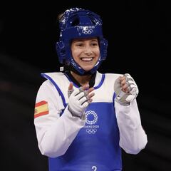 ¡Adriana Cerezo asegura la primera medalla para España!