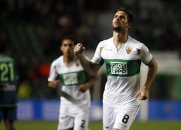 GOL 1-0 Adrián  durante el partido de vuelta de dieciseisavos de final de la Copa del Rey, disputado esta tarde en el estadio Martínez Valero. 