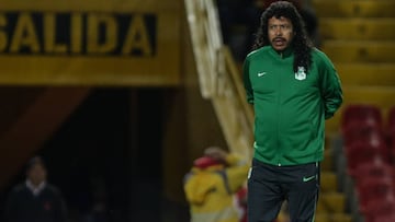 Hijo de René Higuita desmiente infarto de su padre