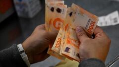 Cambio de peso argentino a peso chileno, 10 de junio: valor, precio, qué es y a cuánto está el dólar blue