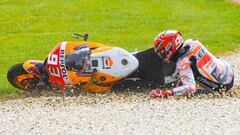 La caída 26 de Márquez... donde Rossi perdió el título en 2006