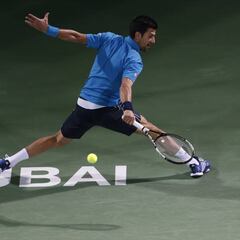 Djokovic racks up 700th win at Dubai Tennis Championships