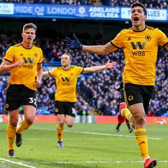 Raúl Jiménez llegó a 100 goles en su carrera profesional