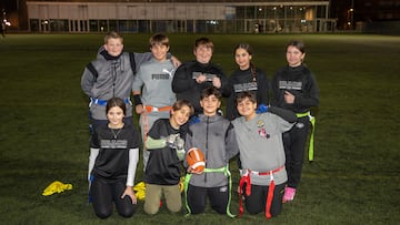 Los componentes del equipo de la Escola Llibertat que juegan los NFL Flag International Championships posan para AS.