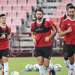El Almería pasa los test y espera entrenar mañana