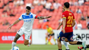 Futbol, Union Espanola vs Universidad Catolica.
Fecha 6, Liga de Primera 2025.
El jugador de Universidad Catolica Fernando Zampedri es fotografiado contra Union Espanola durante el partido de primera division disputado en el estadio Nacional en Santiago, Chile.
28/03/2025
Javier Torres/Photosport
Football, Union Espanola vs Universidad Catolica.
6st turn, 2025 First division league.
Universidad CatolicaÕs player Fernando Zampedri is pictured against Union Espanola during the first division match held at the Nacional stadium in Santiago, Chile.
28/03/2025
Javier Torres/Photosport