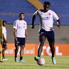 La última práctica de Colombia antes de enfrentar a Perú