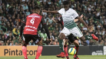 Action photo during the match Santos vs Tijuana, Corresponding to Day 5 of the Closing Tournament 2018 of Liga BBVA Bancomer MX, at Corona Stadium.   Foto de accion durante el partido Santos vs Tijuana, Correspondiente a la Jornada 5 del Torneo Clausura 2