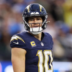 Good news for Broncos: Justin Herbert sitting out for Chargers Week 18