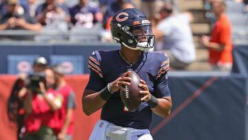 Fields debutó con los Bears en el duelo de pretemporada contra los Dolphins y se mostró poco impresionado por la velocidad de la NFL.