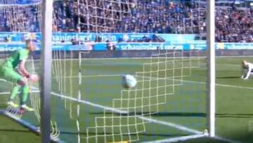 Duisburg 'keeper prioritises hydration over defending in comedy goal