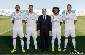 Foto oficial de los capitanes de la primera plantilla. Junto a Florentino Pérez: Benzema, Sergio Ramos, Marcelo y Cristiano Ronaldo.