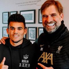 ¿Klopp cambiaría el esquema táctico con la llegada de Díaz?