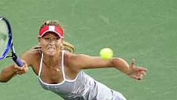 <b>SOLIDARIA.</B> La tenista rusa ha querido estar al lado de los afectados por el maremoto en Tailandia y donará una pequeña cantidad para las víctimas.