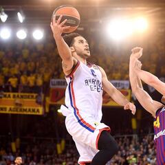 Solo el orgullo puede llevar al Barça al quinto partido
