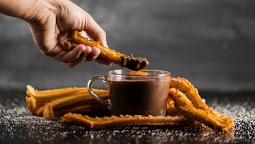 Juan Alpuente, churrero: “Me levanto a las tres y cuarto de la mañana y abro a las seis”