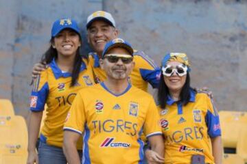 Este fue el ambiente dentro y fuera del campo en el clásico de la 'Sultana del Norte' celebrado este sábado en el Estadio Universitario.