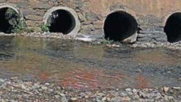 <b>LEJOS DEL PODIO. </b>Sólo los abandonos de Hirvonen y Solberg podrían permitir al piloto español subir hoy al cajón después del incidente sufrido ayer.