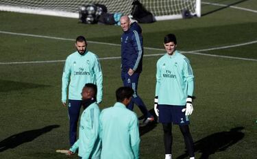 Zidane on Mbappé love, Bale's readiness, and PSG test