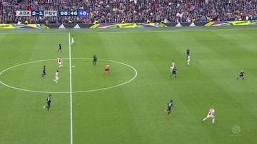 La gran conexión que generó el Ajax en este golazo ante el PSV