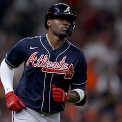 Reporte: Braves y Padres muestran interés en Jorge Soler