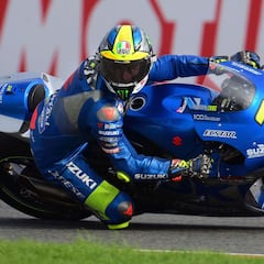 Suzuki cambia el paso