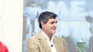 <b>PREMIADOS. </b>Silva y Juande Ramos recogieron ayer sus trofeos.