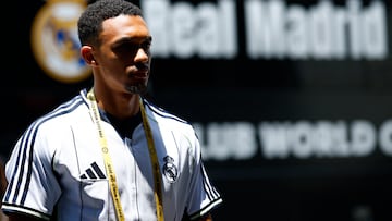 Soccer Football - FIFA Club World Cup - Group H - Real Madrid v Pachuca - Bank of America Stadium, Charlotte, North Carolina, U.S. - June 22, 2025 Real Madrid's Trent Alexander-Arnold arrives at the stadium before the match REUTERS/Susana Vera
