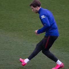 Vrsaljko volvió a jugar un año y trece días después de su lesión