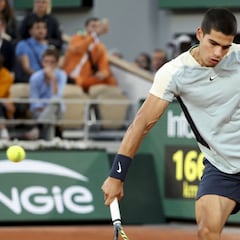 Alcaraz - Khachanov: horario, TV y dónde ver Roland Garros hoy en directo