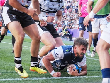 Imagen durante la final de la Copa del Rey 2025 de rugby entre el Valladolid Rugby Asociación Club y el Inexo El Salvador en el estadio José Zorrila.
