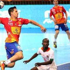 España empieza ante Argentina el camino hacia las medallas